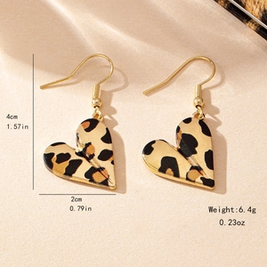 Fashionable leopard print heart earrings with gold hooks 4cm long and 6.4g lightweight