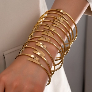 Bracelets Joncs Ouverts Minimalistes Alliage Fer Poli Extrémités Aplaties Bijoux Mode Pour Femmes Filles Bureau Fête Or