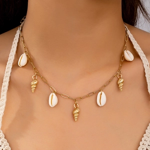 Ocean Style Seashell Conch Pendant Necklace For Women Alloy Natural Shell Bohemia Summer Beach Vacation Jewelry