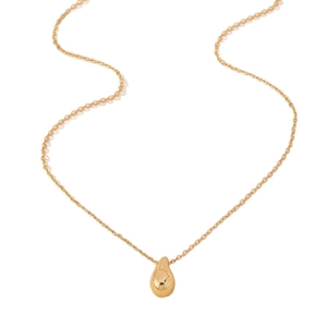 Eleganter goldener Tropfenanhänger an einer feinen Kette mit minimalistischem Glanz