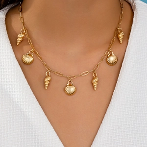 Shell And Conch Pendant Necklace Zinc Alloy Gold Color Paperclip Chain Ocean Summer Beach Vacation Style For Women