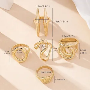 Size guide for 5-piece gold irregular ring set with measurements and geometric designs