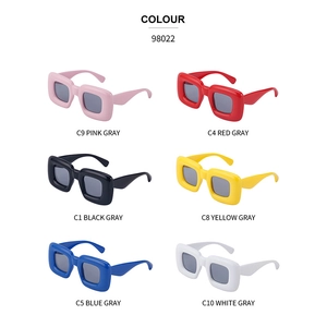 Fashion vintage thick square sunglasses model 98022 in six assorted frame colors