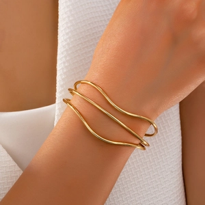 Layered Wave Open Cuff Bracelet Alloy Gold Plated Minimalist Niche Design Fashion Jewelry Women