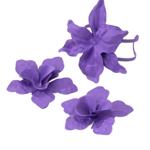 Orecchini a fiore plissettati viola chic per stile street e abiti da festa