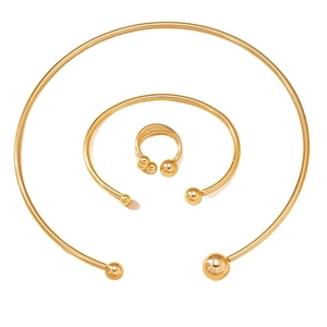3-teiliges goldenes Schmuckset mit poliertem Halsreif, Armreif und offenem Ring mit Kugeln