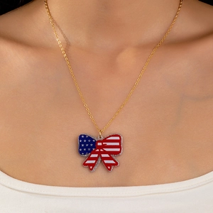 Collier Pendentif Nœud Drapeau Américain Étoiles Et Rayures Patriotique Jour De L'Indépendance Alliage Acrylique Bijoux Pour Femmes