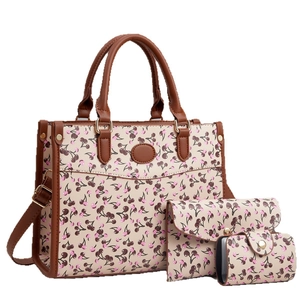 Ensemble de sacs à main à imprimé cerise comprenant un sac cabas et une pochette chic