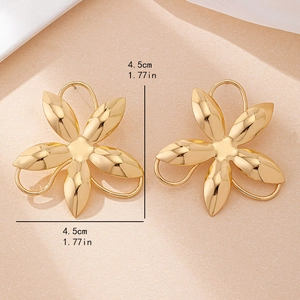 Exaggerated golden 3D camellia flower stud earrings for women with 4.5cm diameter