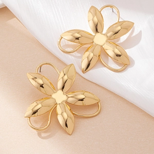 Exaggerated golden 3D flower stud earrings with a polished metallic finish for women