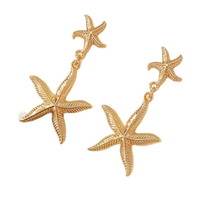 Vintage gold starfish drop earrings with lifelike texture and summer ocean aesthetic