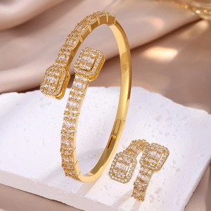 Gold Plated Zircon Open Bracelet And Adjustable Ring Geometric Pavé Rhinestone Jewelry For Women Party Banquet Elegant