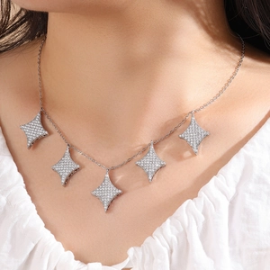 Elegant Four-Pointed Star Pendant Necklace Copper Full Cubic Zirconia Niche Design Clavicle Chain Jewelry For Women