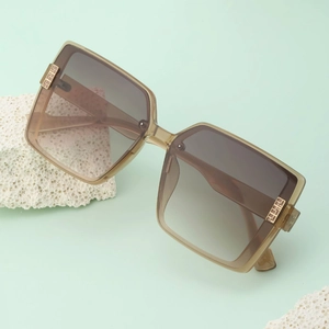 Brown gradient polarized square oversized sunglasses with gold metal geometric accents