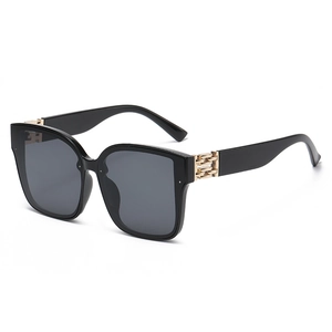 Classic black square frame sunglasses with golden woven metal temple decoration for women