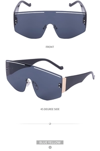 Vues de face et de côté à 45 degrés de lunettes de soleil masque avec détails dorés