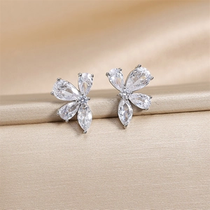 Butterfly Stud Earrings For Women Brass Inlaid Sparkling Cubic Zirconia Elegant Zircon Jewelry Gift Accessory