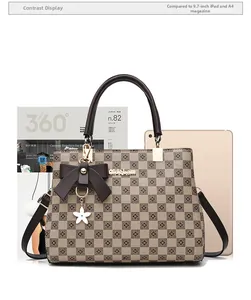 Checkered tote bag size comparison with A4 magazine and iPad showing dimensions