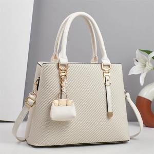Borsa Da Donna In Pelle PU Testurizzata Grande Capacità Tote Con Pendente Mini Borsa Tracolla Rimovibile Stile Urbano