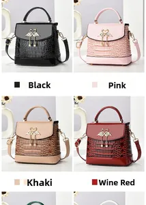 Comparaison détaillée des sacs à main en cuir noir, rose, kaki et bordeaux texturés