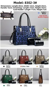 Détails du sac à main léopard en cuir verni avec dimensions et accessoires inclus
