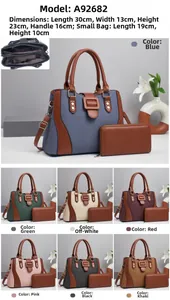 Dettaglio del set borsa a mano a strisce color-block con dimensioni 30x13x23cm