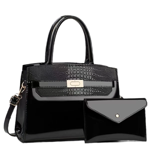Set borsa tote in pelle nera lucida con goffratura, finiture dorate e tracolla rimovibile
