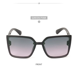 Vue frontale de grandes lunettes de soleil carrées avec verres dégradés vert et rose