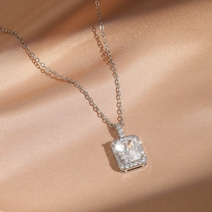 Rectangular Cubic Zirconia Pendant Necklace Alloy Silver Color Emerald Cut Halo Niche Design Minimalist Jewelry Women