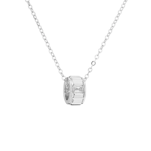 Collier minimaliste en cuivre et zircon avec pendentif cylindrique et pierres taille baguette