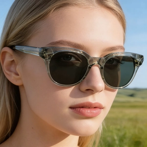 Lunettes De Soleil Oeil De Chat Monture PC Facettée Géométrique Protection UV400 Mode Voyage Extérieur Pour Femmes