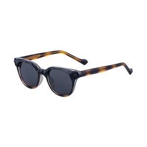 Lunettes de soleil œil de chat à monture géométrique noire et branches léopard