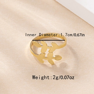 Minimalist gold leaf open ring with 1.7cm inner diameter and adjustable olive branch design