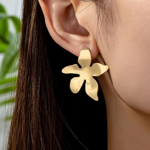 Flower Stud Earrings Gold Plated Alloy Large Five Petal Matte Vintage Elegant Daily Wear Accessories For Women