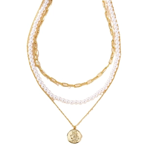 Three-layer gold necklace with paperclip chain, white pearls and coin pendant relief