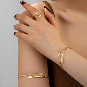 Ensemble De Bijoux Minimaliste Ton Or Ajustable Bracelet Jonc Brassard Et Bague Spirale Pour Femmes Mode