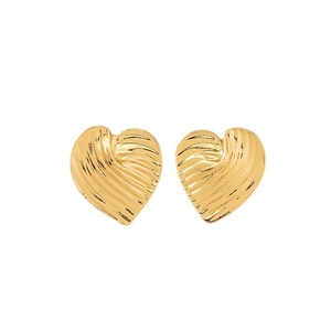 Elegant gold heart earrings with textured wavy pattern for a minimalist fashion look