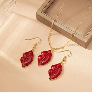 Red Lips Pendant Necklace And Earrings Alloy Enamel Romantic Fashion Jewelry For Women
