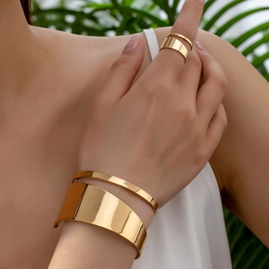 Gold Alloy Hollow Irregular Open Cuff Bracelet And Ring For Women Elegant Fashion Minimalist High Polish Jewelry