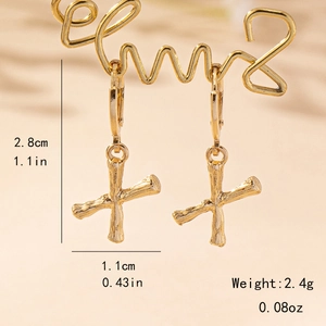 Detailed size specs for bamboo-textured X-shaped earrings in polished gold finish