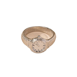Anello orologio vintage in metallo dorato con fascia testurizzata e quadrante per gioielli
