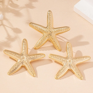 Ensemble de bijoux trois pièces étoile de mer dorée avec texture réaliste de style marin
