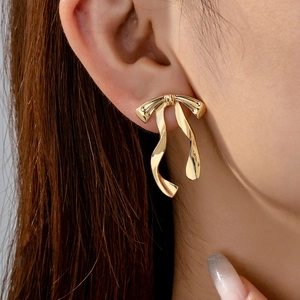 Elegant Ribbon Bow Stud Earrings Zinc Alloy Shiny Metal Minimalist Design Versatile Fashion Jewelry For Women