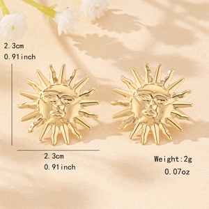 French vintage sun face stud earrings in polished gold finish with dimension details