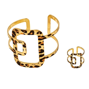 Parure de bijoux léopard dorés avec bracelet géométrique ajouré et bague assortie