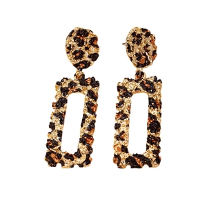 Fashionable hollow rectangular leopard print earrings with gold-tone geometric design