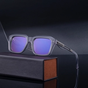 Square polarized sunglasses with grey translucent frame and purple gradient lenses