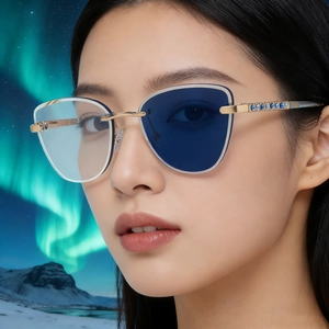 Fashion cat eye photochromic sunglasses with gold metal frame and blue crystal temple