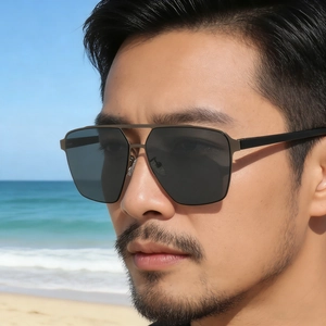 Classic men's pilot sunglasses with black metal frame and dark polarized lenses