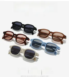 Lunettes de soleil rétro rondes déclinées en noir, marron, rouge, bleu et crème